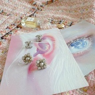 Chanel 菱形閃石CC Logo 耳環（耳針）