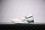 New Balance 999