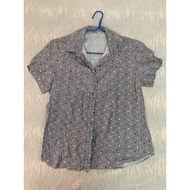 Second-Hand Women's Clothing Bust 36 Inches Length 23 Inches.