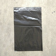 Kantong plastik JNE polymailer hitam 20x30 lem