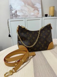 Louis Vuitton LV boulogne bag  牛角包 （不議價）