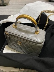 Chanel 22k 灰色長盒子