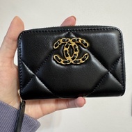 Chanel 19系列小羊皮拉鍊零錢包/卡包