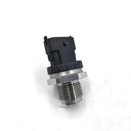ME229553 0281006086 Diesel Common Rail CR Fuel Injection Regulator Pressure Sensor 0 281 006 086 For