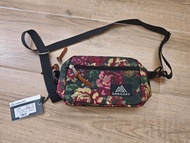 Gregory Padded  Shoulder  Pouch 斜孭包
