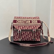 Dior 迪奧 中號 Diorcamp手袋 紅色格紋布Oblique印花刺繡單肩斜挎包郵差包 尺寸約27×25×12，自重輕容量大
