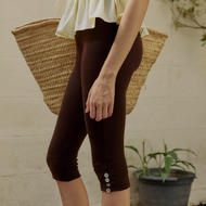 a.kind.of.eden | Mix Buttons Capri Pants