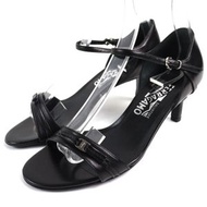 Salvatore Ferragamo Ferragamo VaraRIBON踝帶皮革涼鞋，配 Gancini 五金件，黑色，6.5 碼，帶防塵袋，意大利製造，女士推薦。