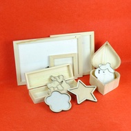 [Link 2]Wooden picture frames for mosaic stone paintings, clay, very pretty diy frames