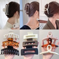 Korean Fashion and Elegant Big Claw Hairpin Go Out All-match Acrylic Hair Accessories