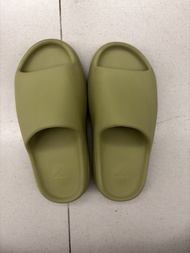 Adidas Yeezy Slide 綠色拖鞋