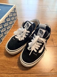 Vans Rowley 黑色麂皮波鞋