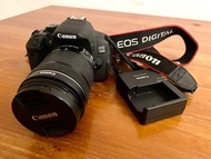 Canon EOS 700D - EFS 18-135mm