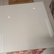granit 60x60 putih polos garuda kw1