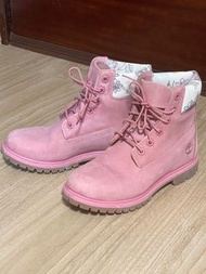 Timberland 粉紅色花女裝靴