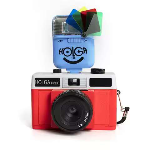 Retro Camera HOLGA 135BC 135 Film Camera Foolproof Camera Leak Light Dark Angle Creative Camera Begi
