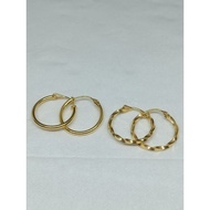 Ring Earrings 1/2 gram Light Gold