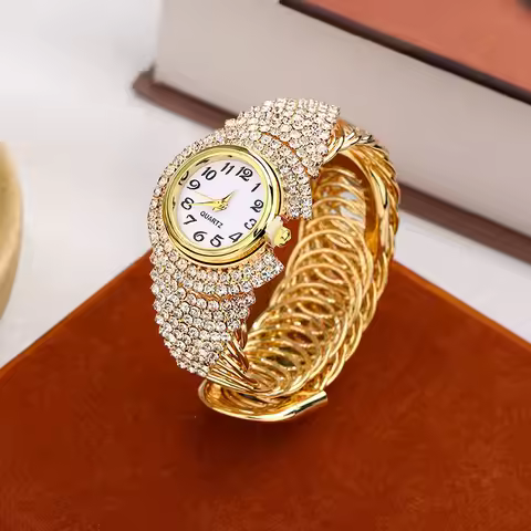 New Women's Watch Fashion Women's Watch Versatile Casual Women's Quartz Watch Women's Bracelet Watch