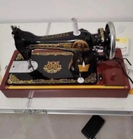 全新 老牌子 蝴蝶牌 電動衣車 木盒裝 縫紉機 順豐包郵到家
