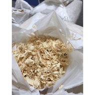 Pine Wood Shaving 1KG /Pet Bedding/Habuk kayu pine untuk/hamster bedding hamster/ayam/arnab/dan haiw