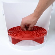 Wash Bucket GRIT GUARD (Red)