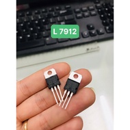 Set of 5 voltage regulator ICs L 7912