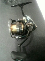 Reel Daiwa Exist 2510 RPE-H tools