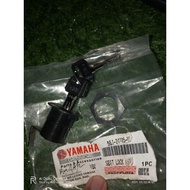 seat lock Yamaha y88