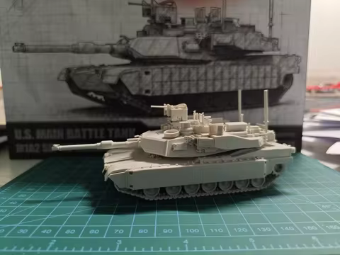 Modern American M1A2 SEP V2 Abrams Tank Hobby Assembly Kit 1/72 MENG 72-016 Included Trophy Active P