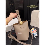 2026 new 2024  Special Selection Bucket Bag Fashion Genuine Leather Shoulder Diagonal Crossbody Casu