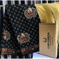 Lar GURDA BATIK Sarong ORIGINAL AM 16