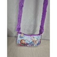 MALL PULL OUT DISNEY FROZEN SHOULDER BAG