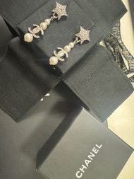 Chanel 星星石耳環