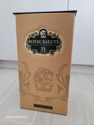 Royal Salute 21 years Scotch Whisky~The Sapphire Flagon