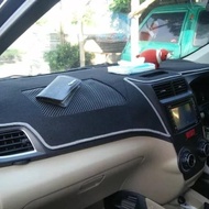 # Aksesoris Cover Karpet Dashboard Mobil New Avanza Veloz 2012-2021