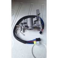 IGNITION SWITCH 4HF1 NKR 96 GIGA