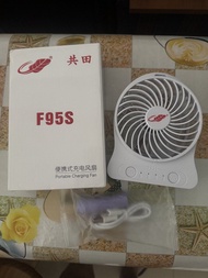 共田 F95S 便攜式充電風扇
