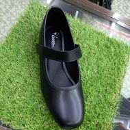 Women's Pvc Shoes with Straps