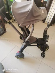 Doona 三合一摺疊三輪車
