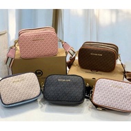 2-compartment box bag with letter M pattern, size 21cm*8,5cm*14.5cm, full box, full color TVXD NO bo