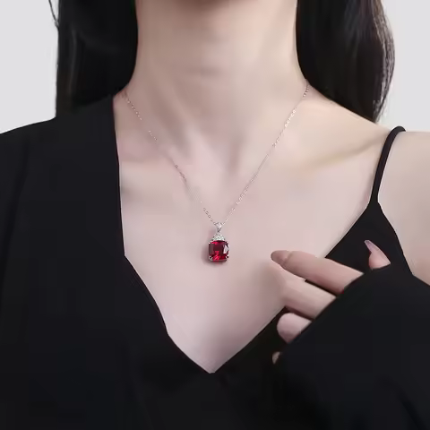Luxury Solid Platinum PT950 Women's Green red Diamond Pendant Necklace
