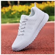 Ready Stock Men's Slip-on Sneakers Lightweight Sports Shoes Breathable Running Shoes JV9K