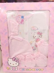 ♥小花花日本精品♥ Hello Kitty 嬰兒 兩用裝禮盒組 彌月禮盒 送禮自用 嬰兒帽 手套 腳套55019606
