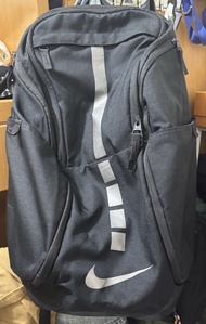 Nike Hoops Elite Pro 籃球背包