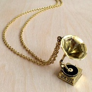 黃銅留聲機吊墜，搖滾飾品，骷髏飾品，騎自行車的飾品