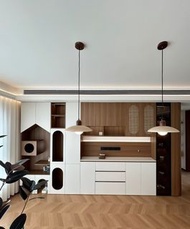 全屋訂製 sideboard 奶油中古風餐邊櫃 藤編元素 wine cabinet 酒櫃 冰箱櫃 Refrigerator Microwave 微波爐  lockers 置物架 儲物櫃  美拉德風  