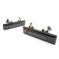 มือเปิดประตูนอก สีดำ (ซ้าย-ขวา) โตโยต้า โคโรลล่า โฉมท้ายตัด ปี 2522 - 2530 TOYOTA COROLLA Gen 4th