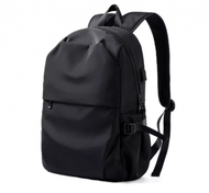 簡約大容量雙肩包 USB外置充電背包 旅行電腦背包休閒包 防潑水物料 黑色 47 x 30 x 14cm (可容納16吋手提電腦)