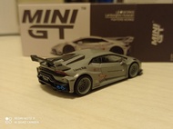 Mini GT 258 chase (opened) LBWK Lamborghini Huracán GT FIGHTERS WORKS