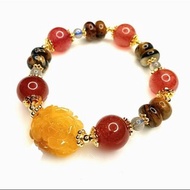 金銀財寶 高品鴿血紅草莓晶 蜜蠟牡丹花手串